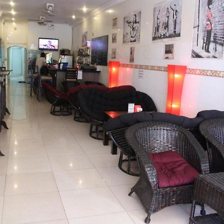 Riverside Backpackers Πνομ Πενχ Εξωτερικό φωτογραφία